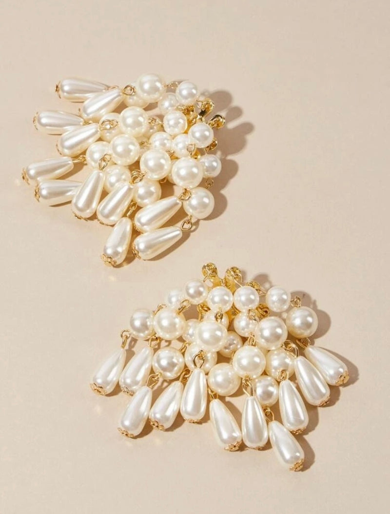 Pearlyana Drop Earrings